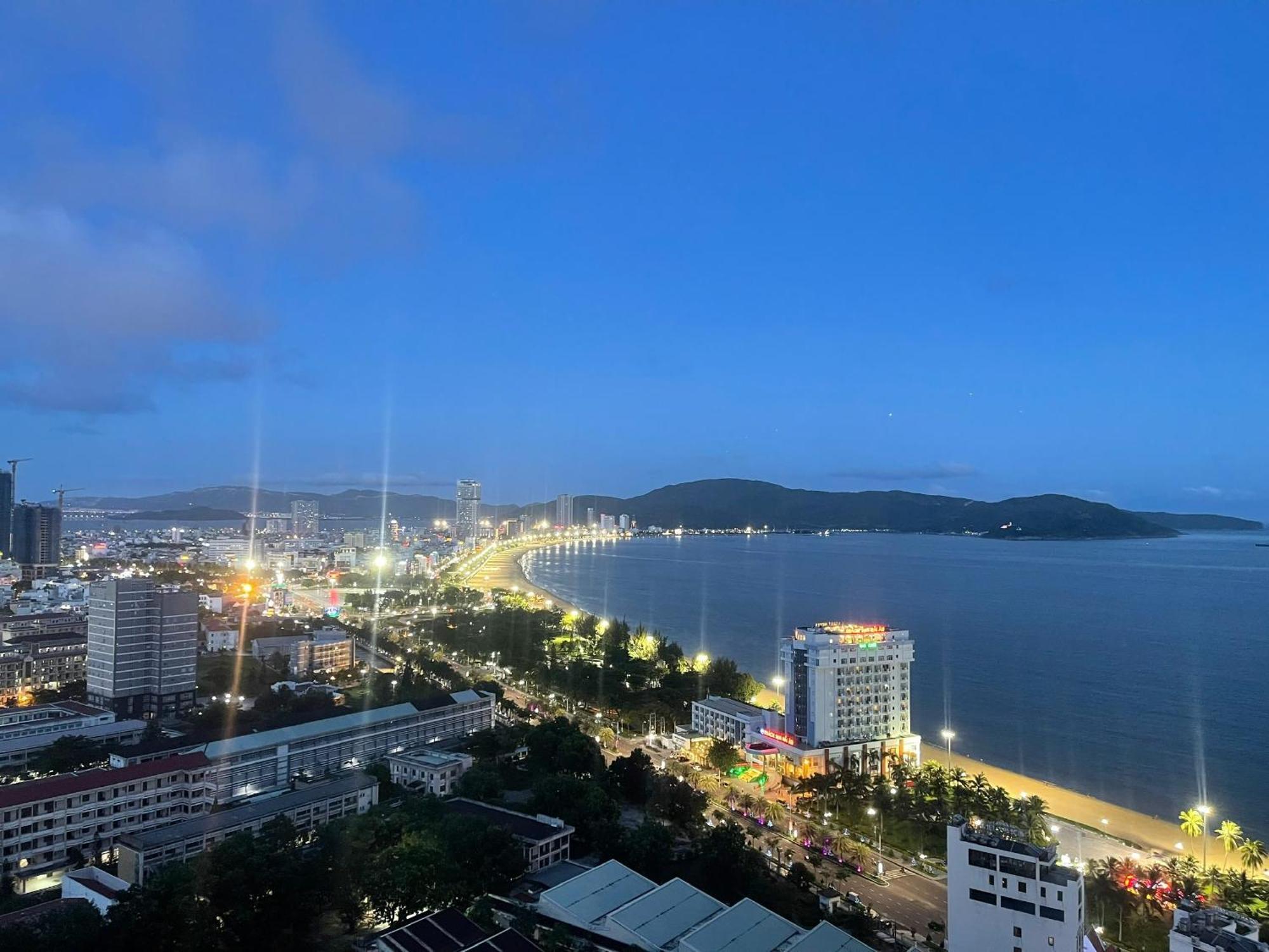 Tony Apartment -Flc Sea Tower Quy Nhon Exterior foto